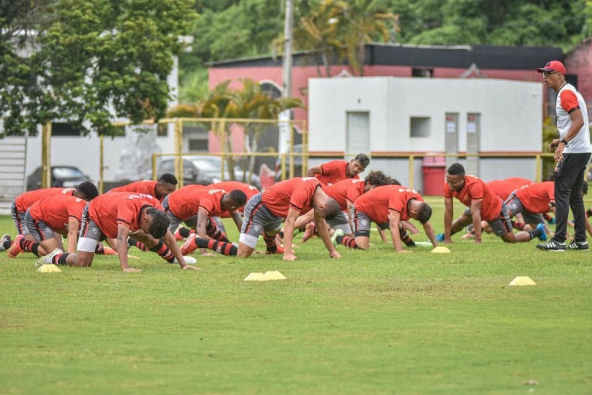 Deixando Série B um pouco de lado, Vitória tenta bater Botafogo-PB para garantir vaga na Copa do Nordeste de 2022