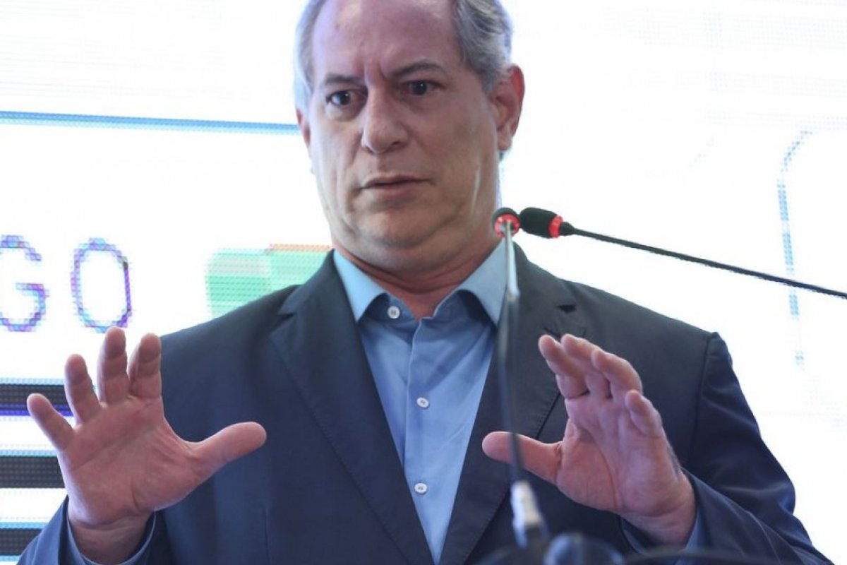 Moro foi 'juiz incompetente' e garantiu a impunidade de Lula, critica Ciro Gomes