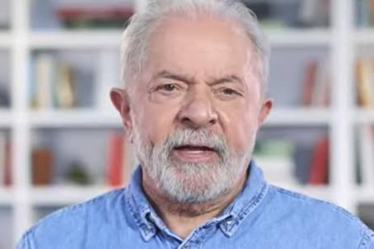 Lula volta a falar sobre regulamentação de mídia