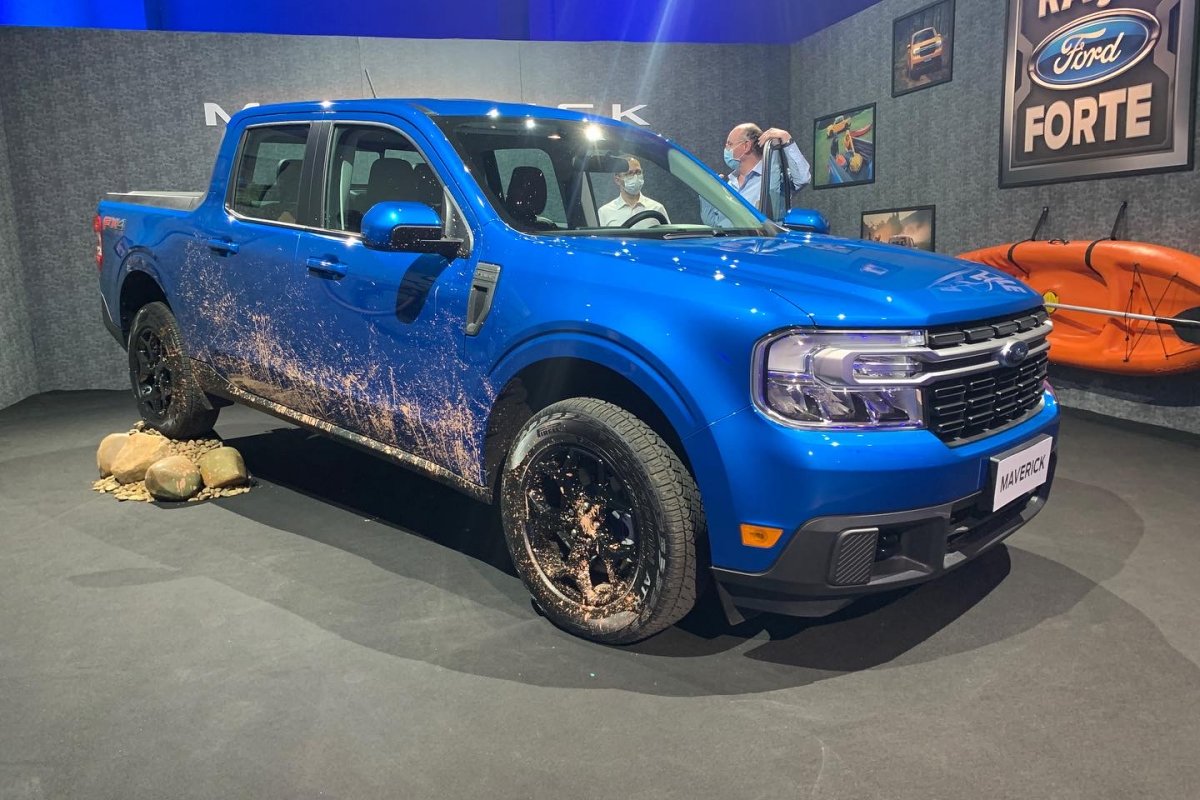 Farol da Bahia já viu ao vivo a nova pick-up Ford Maverick
