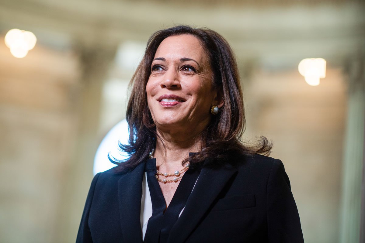 Kamala Harris assume presidência temporária dos EUA