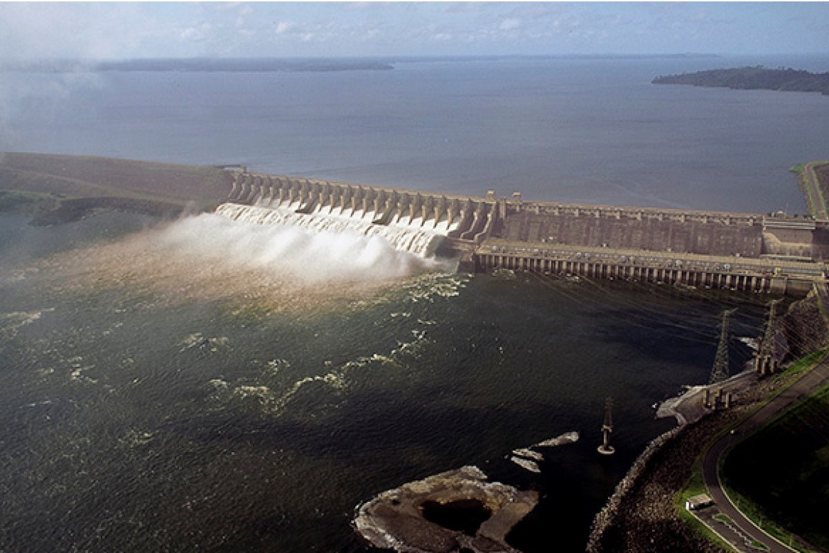 Anace: Descolamento entre preço de referência e realidade da energia pode custar até R$7 bilhões por mês