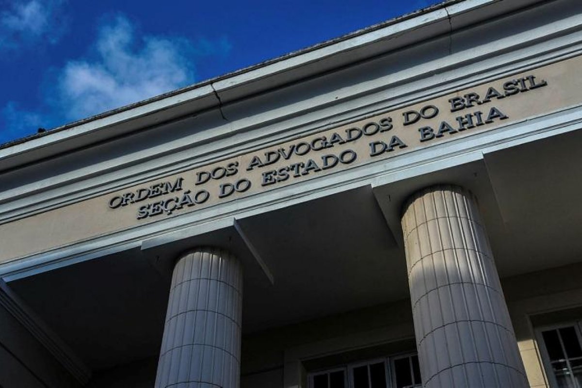 Eleições OAB-BA: duas mulheres e dois homens disputam presidência