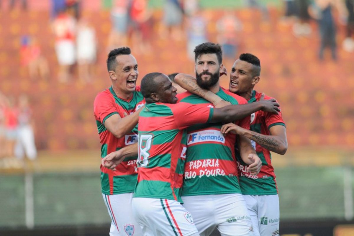 Portuguesa divulgado comunicado oficial negando falência