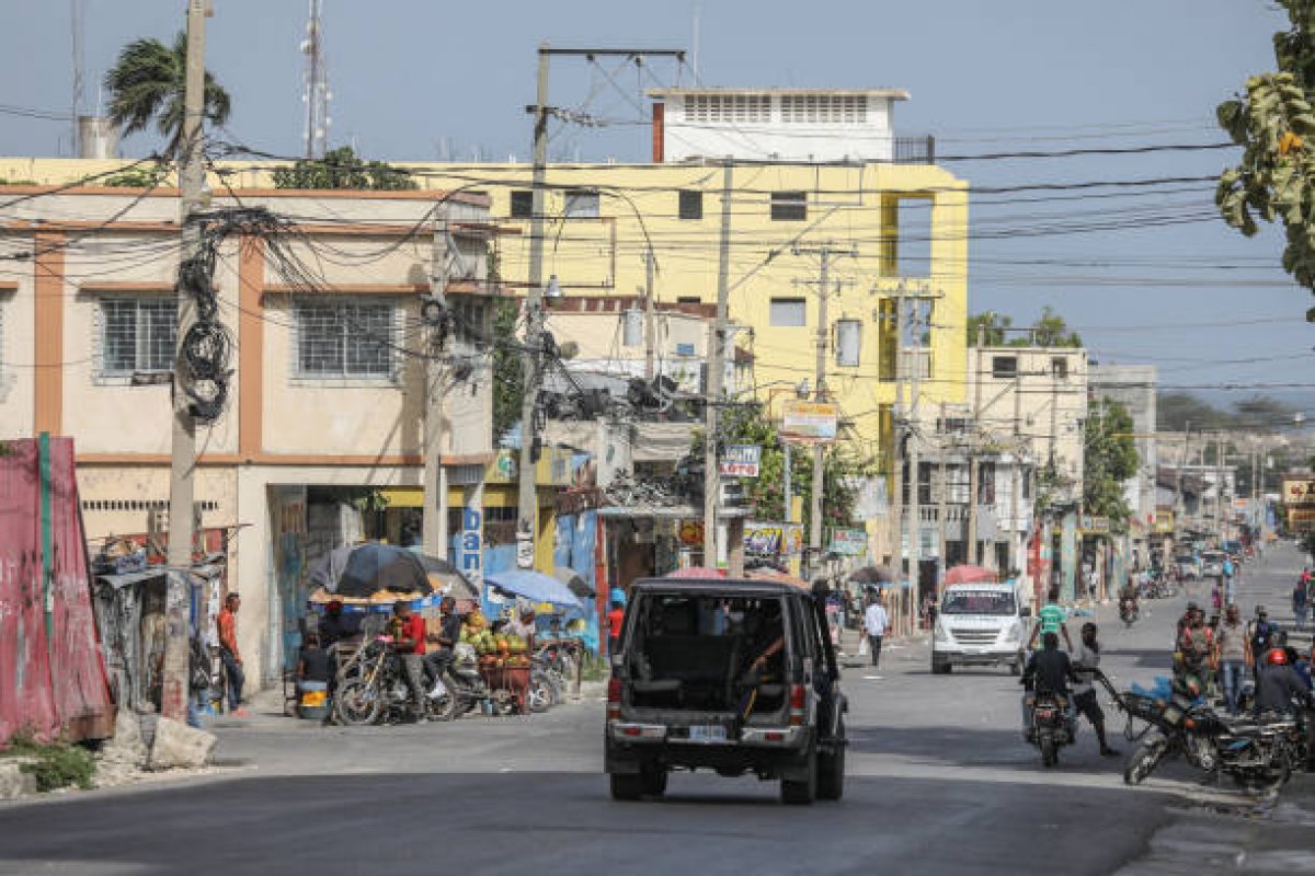 2 dos 17 reféns norte-americanos sequestrados no Haiti são libertados 
