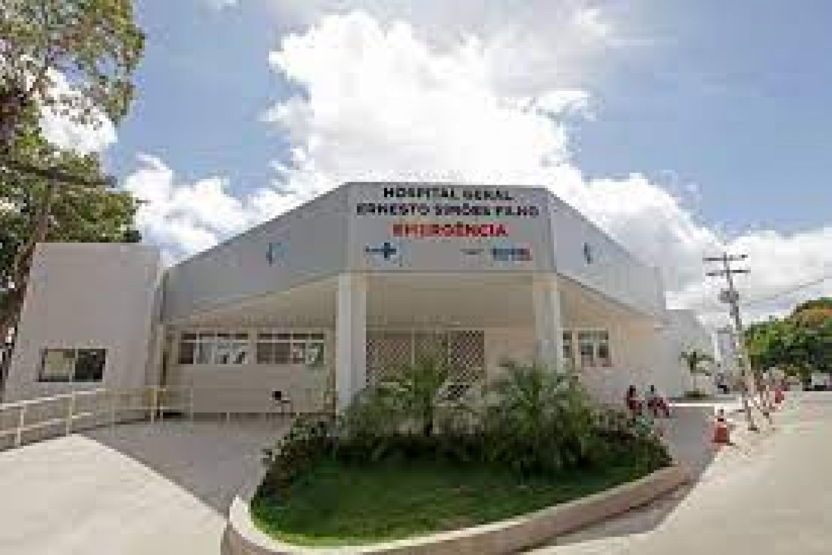 Homens assaltam funcionários de hospital público em Salvador