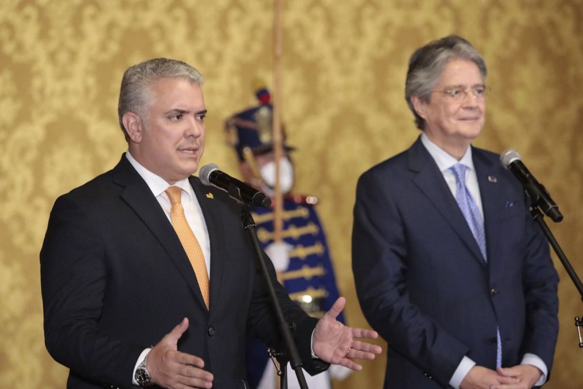 Equador e Colômbia concordam em abrir fronteira a partir de dezembro