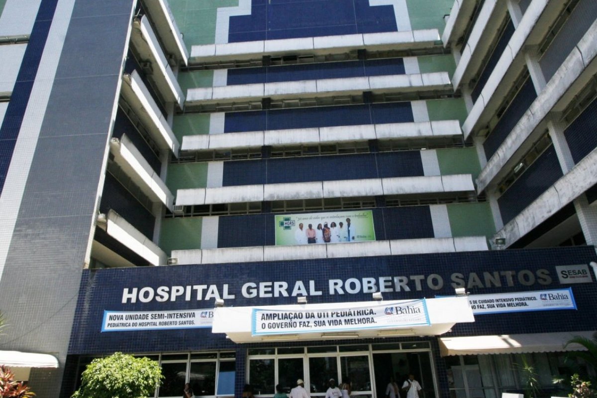 Pacientes do Hospital Geral Roberto Santos são transferidos após surto de Covid-19