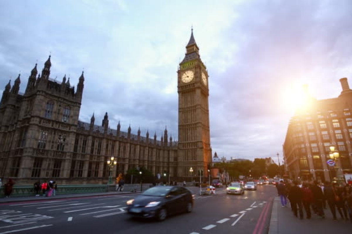 Big Ben vai contar com nova fachada para anunciar ano novo em Londres