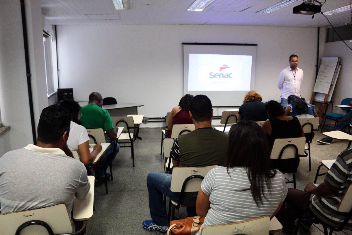 Cursos de capacitação profissional são ofertados gratuitamente em Salvador