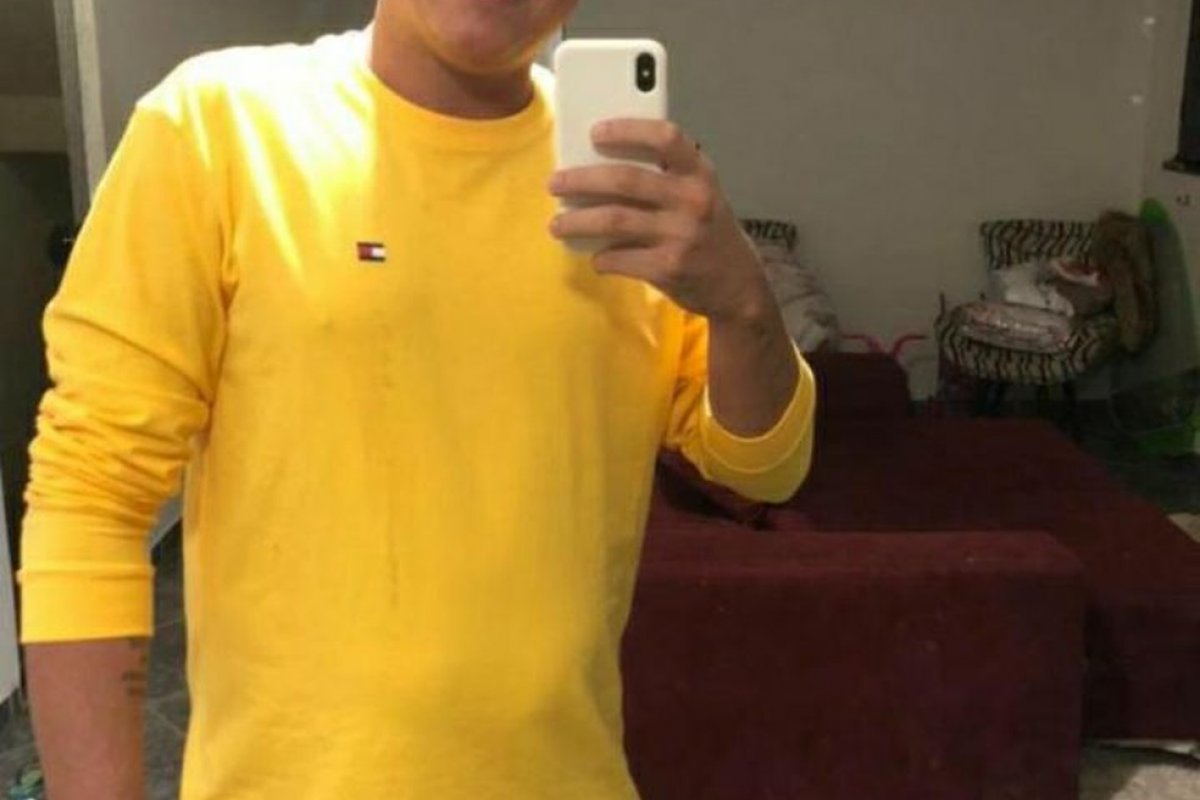 Homem é morto a tiros dentro de bar em Teixeira de Freitas, região sul da Bahia