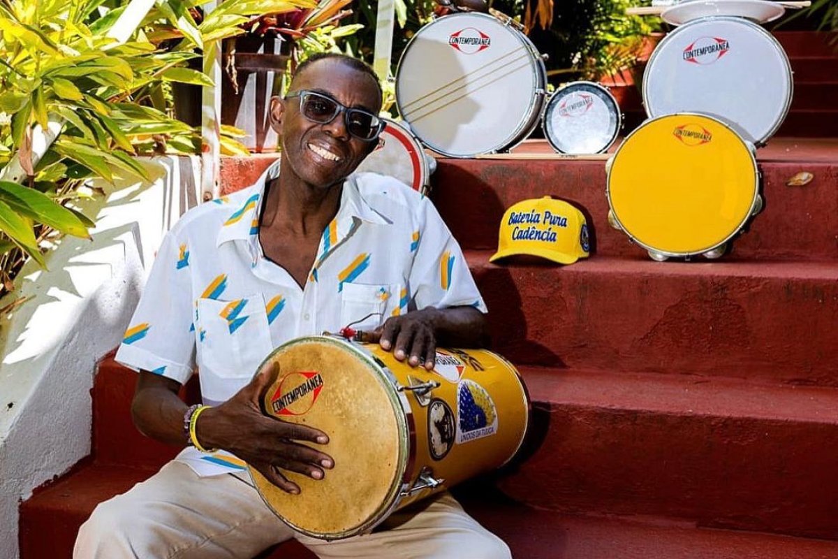 Percussionista carioca Marcos Esguleba apresenta workshop gratuito em Salvador