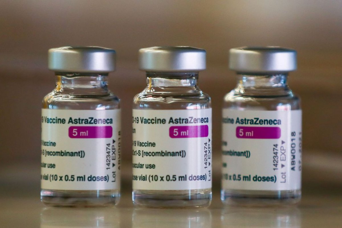 Governo Federal recebe remessa com 2,9 milhões de doses da vacina AstraZeneca
