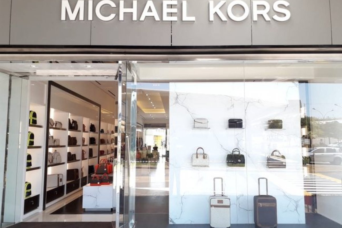 Michel Kors inaugura seu segundo outlet em solo brasileiro