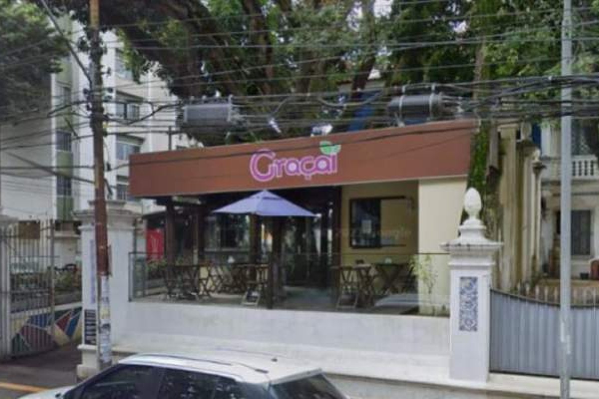 Homem tenta assaltar casal no bairro da Graça, em Salvador