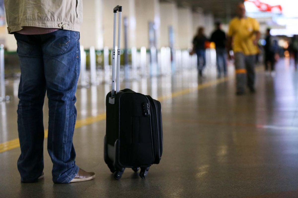Covid-19: Anvisa recomenda exigência da vacinação para entrada de viajantes no Brasil 