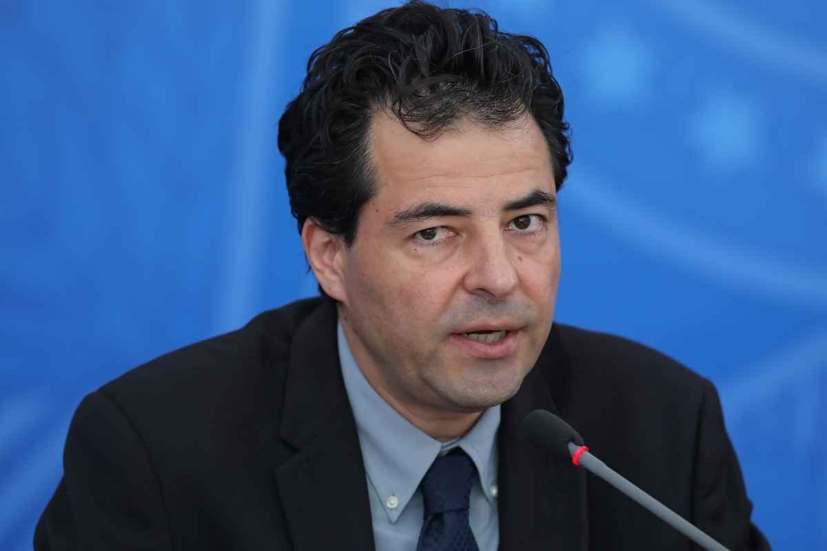 Novo programa do governo democratiza acesso a financiamentos, diz Adolfo Sachsida