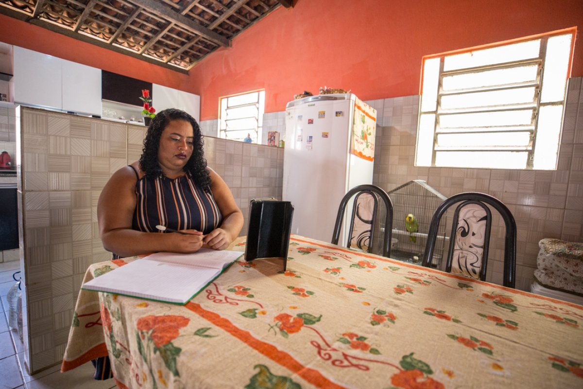 Conheça o Projeto Reinventar: iniciativa que promove a recolocação de mulheres refugiadas no mercado de trabalho