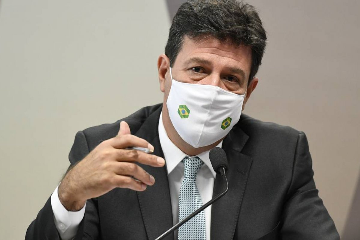 Mandetta sinaliza desistir de pré-candidatura à Presidência após partido abrir margem de apoio a Moro
