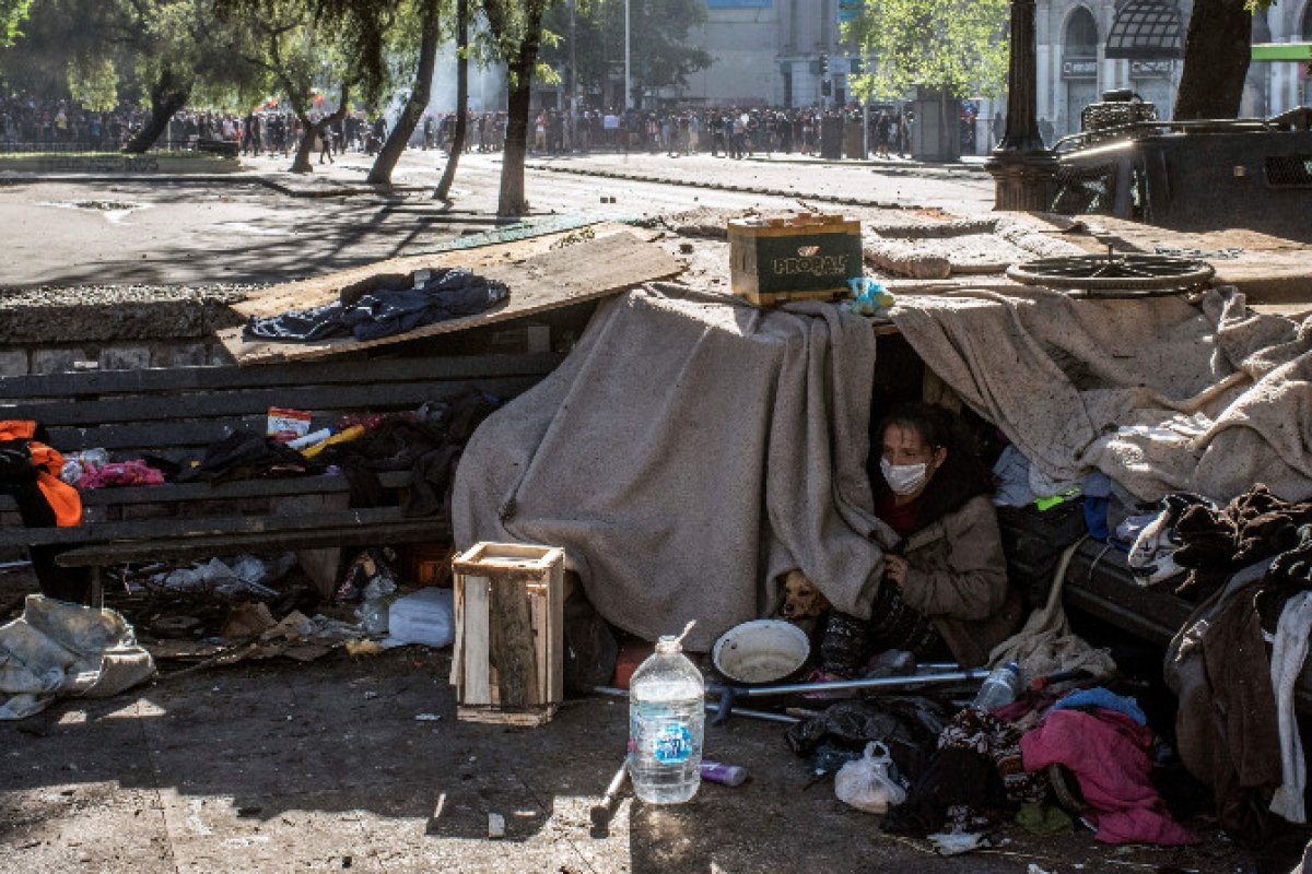 Brasileiros apontam pobreza extrema, poluição da água e pandemia como principais problemas globais