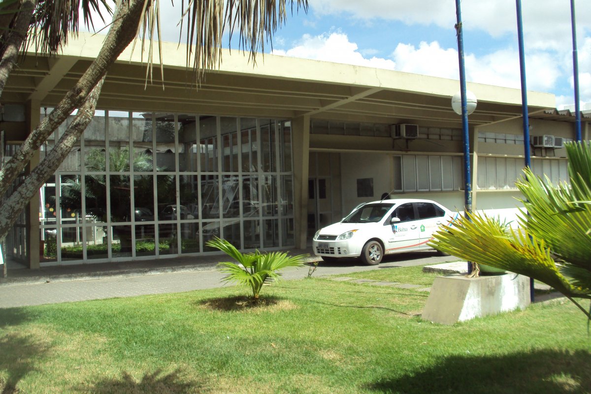 Dupla tentativa de homicídio é concluída em frente a hospital em Feira de Santana