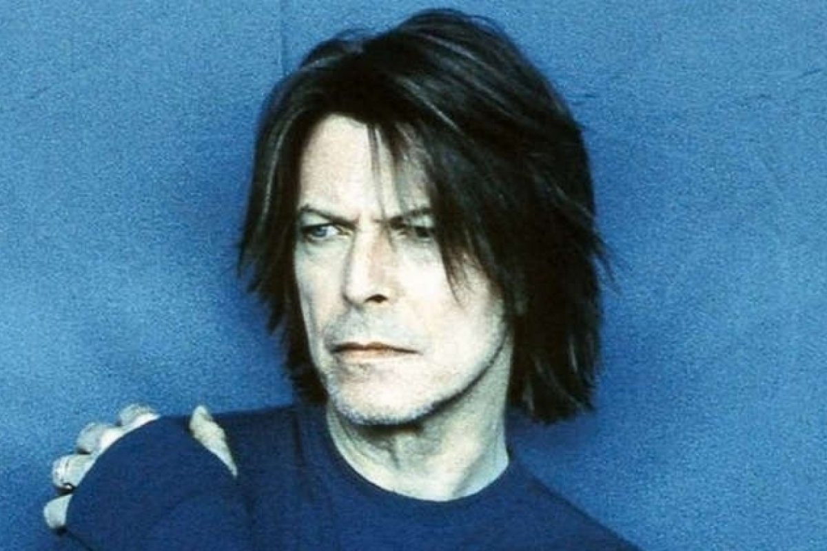 'Toy', álbum oculto de David Bowie gravado em 2001, é lançado nesta sexta