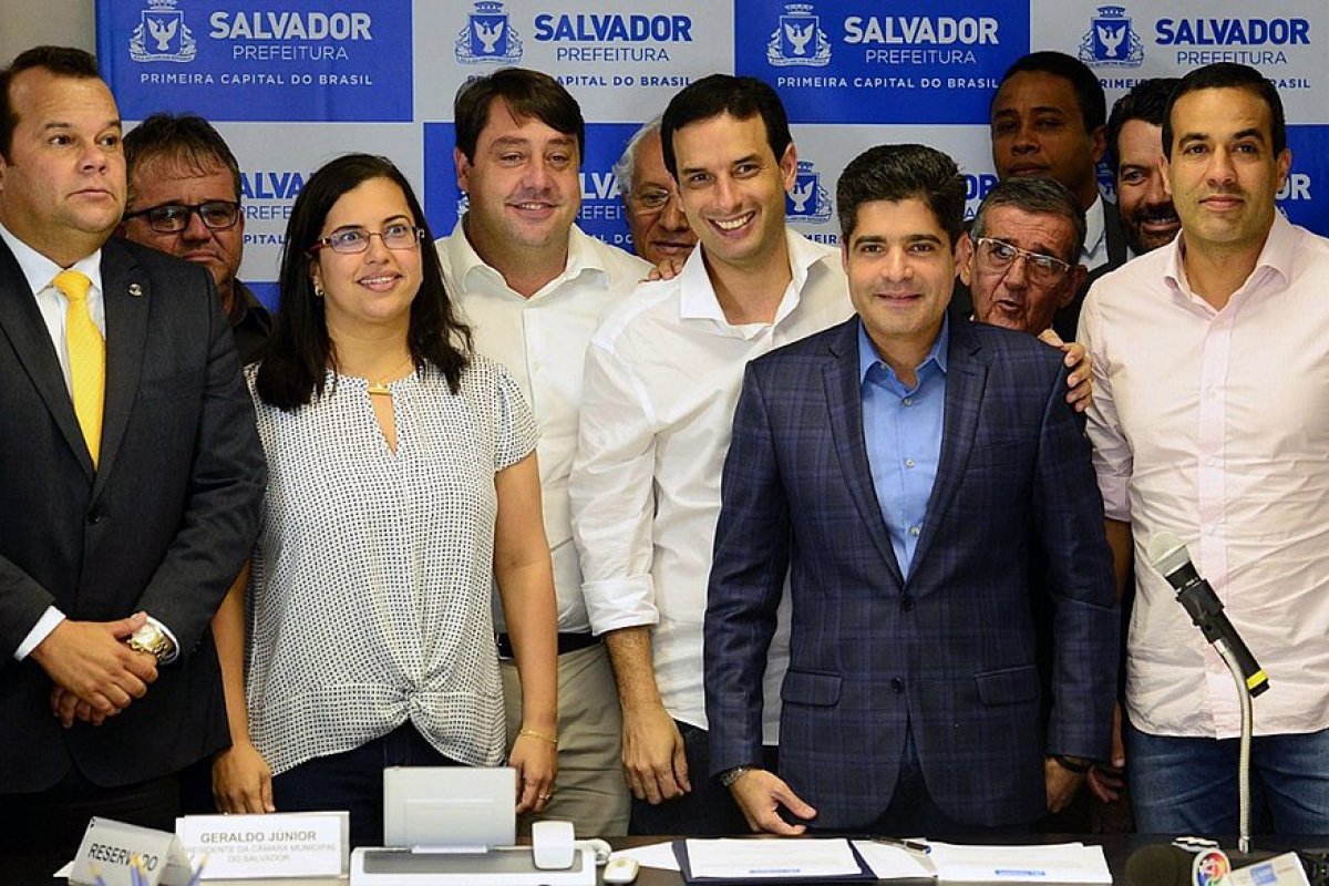 Salvador ficará cinco dias sem prefeito, vice-prefeito e presidente da Câmara