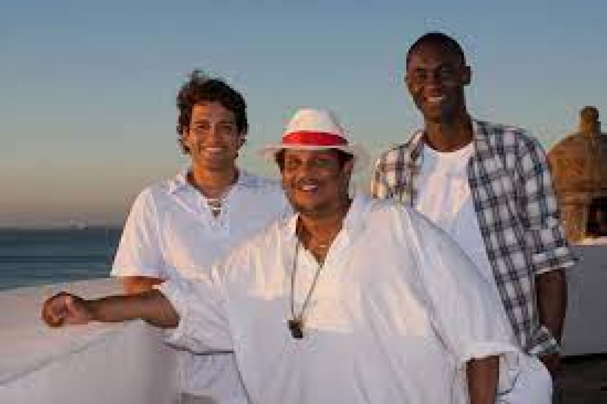 Casarão 17 realiza o Feijão do Casarão com Batifun e Marcia Short neste sábado (27)