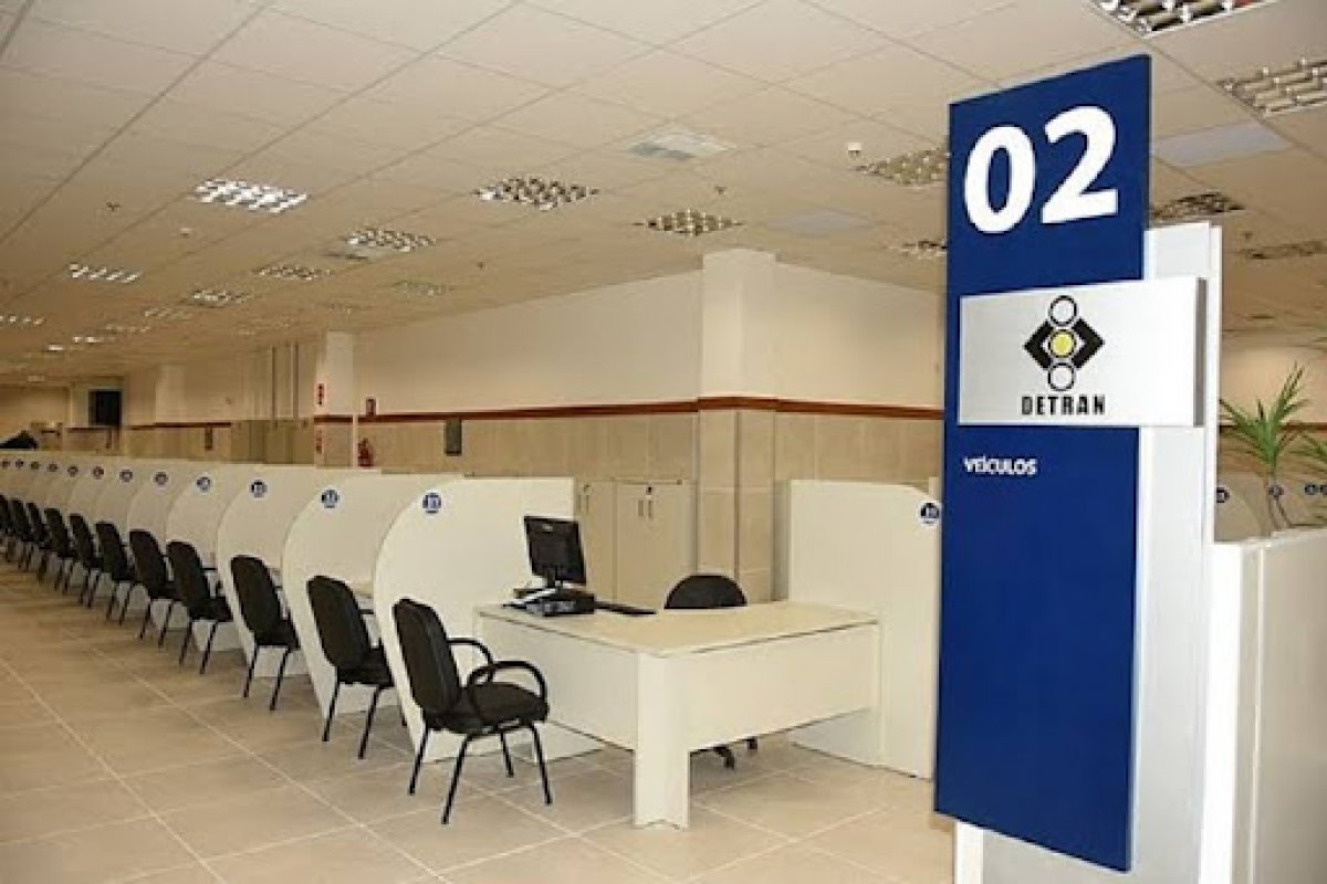 Atendimentos no Detran-BA serão suspensos na segunda-feira (29)