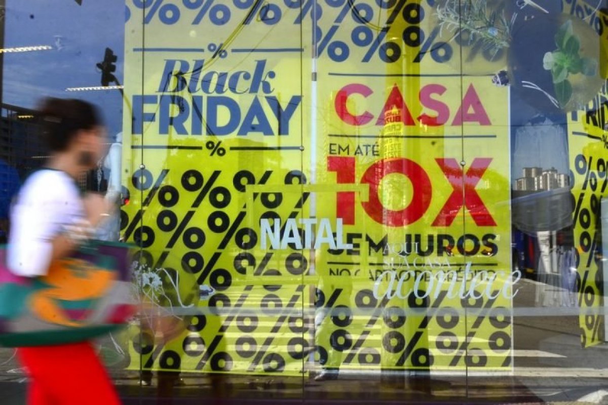 Black Friday 2021: com pouca movimentação, vendas pela web movimentam R$ 4 bilhões