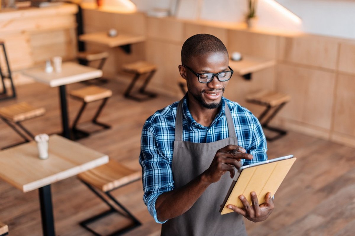 Empreendedores negros são maioria e geram renda de R$ 73 bilhões ao Brasil