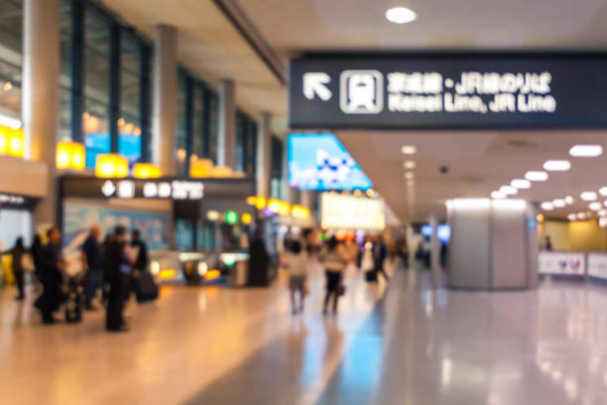 Ômicron: Japão fecha fronteiras para estrangeiros e Austrália suspende reabertura