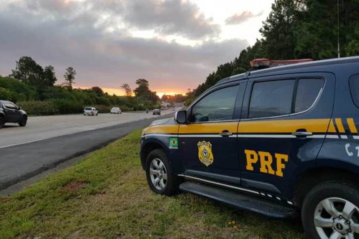 Veículo roubado há 3 dias é recuperado em São Sebastião do Passé