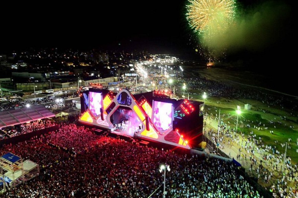 Réveillon: pelo menos 10 capitais já cancelaram a realização da festa de fim de ano