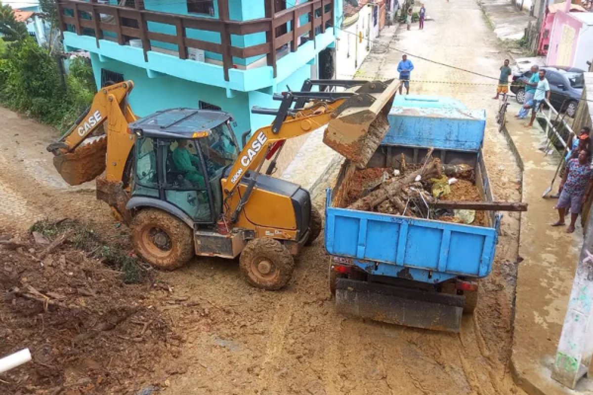 Onze municípios da Bahia decretam situação de emergência após fortes chuvas