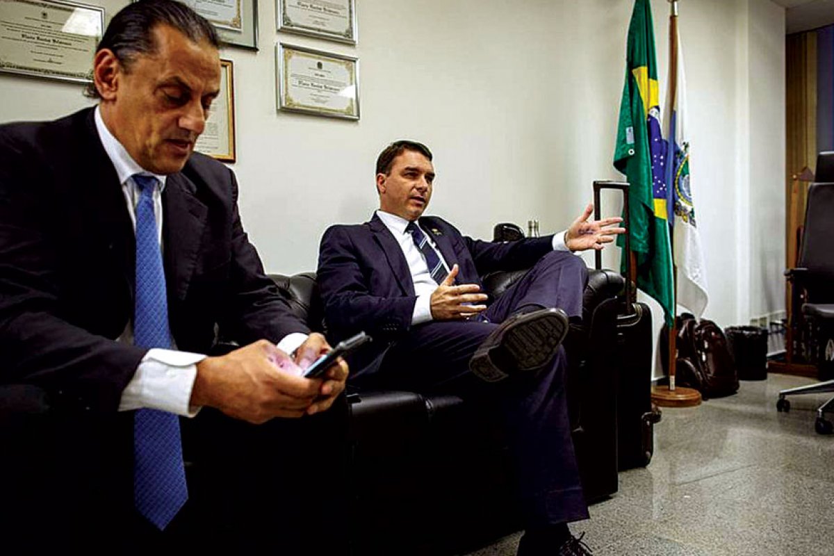 Frederick Wassef é barrado no STF por não comprovar vacinação contra a Covid-19