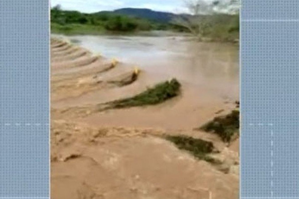 Itambé decreta situação de emergência após fortes chuvas