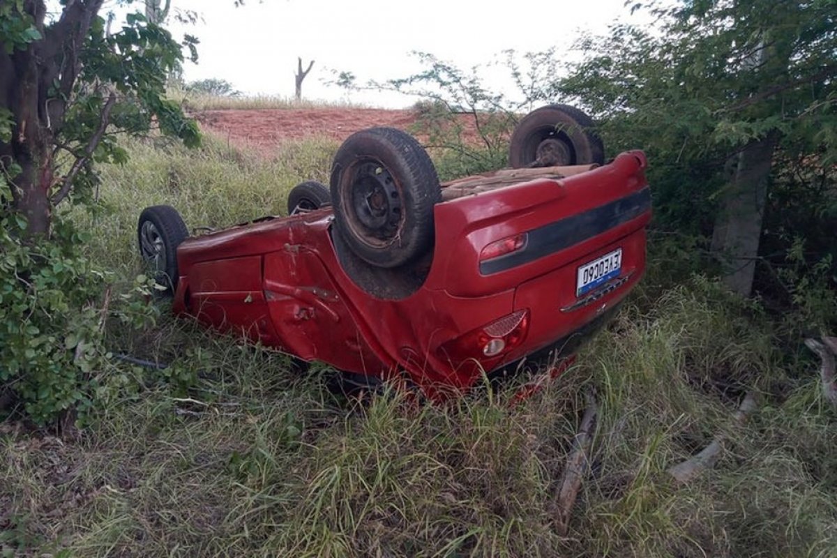 Crianças e mulher morrem em acidente no sudoeste da Bahia