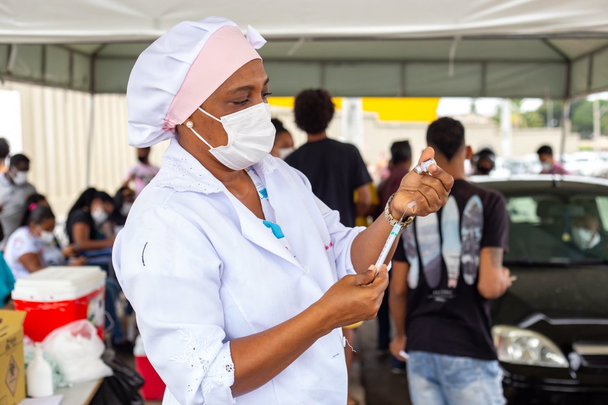 Covid-19: mais 42,2 mil pessoas são vacinadas com primeira dose na Bahia