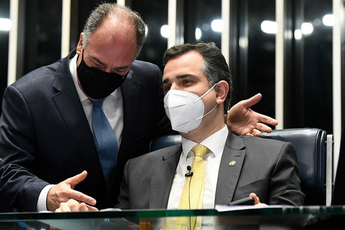 Com alterações, Senado aprova PEC dos Precatórios e proposta volta à Câmara