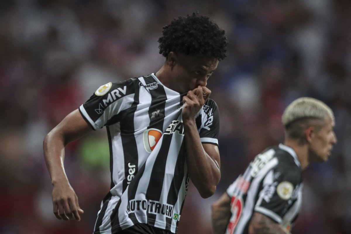 Soberano em quase todas estatísticas, Atlético-MG é bicampeão brasileiro