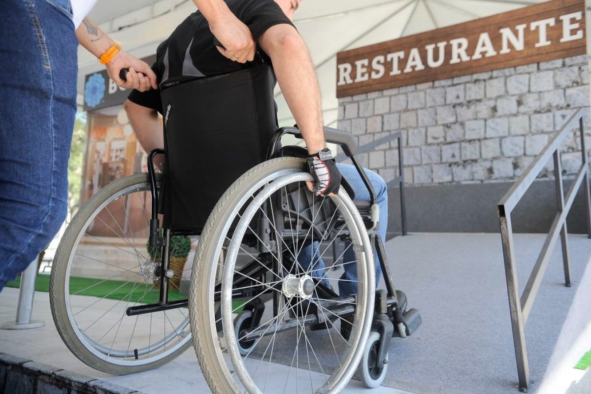 Pessoa com Deficiência: apoio e dignidade