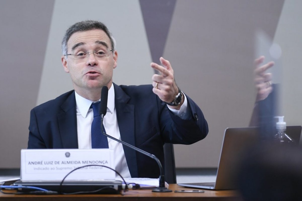 STF: Posse de Mendonça será no dia 16 de dezembro