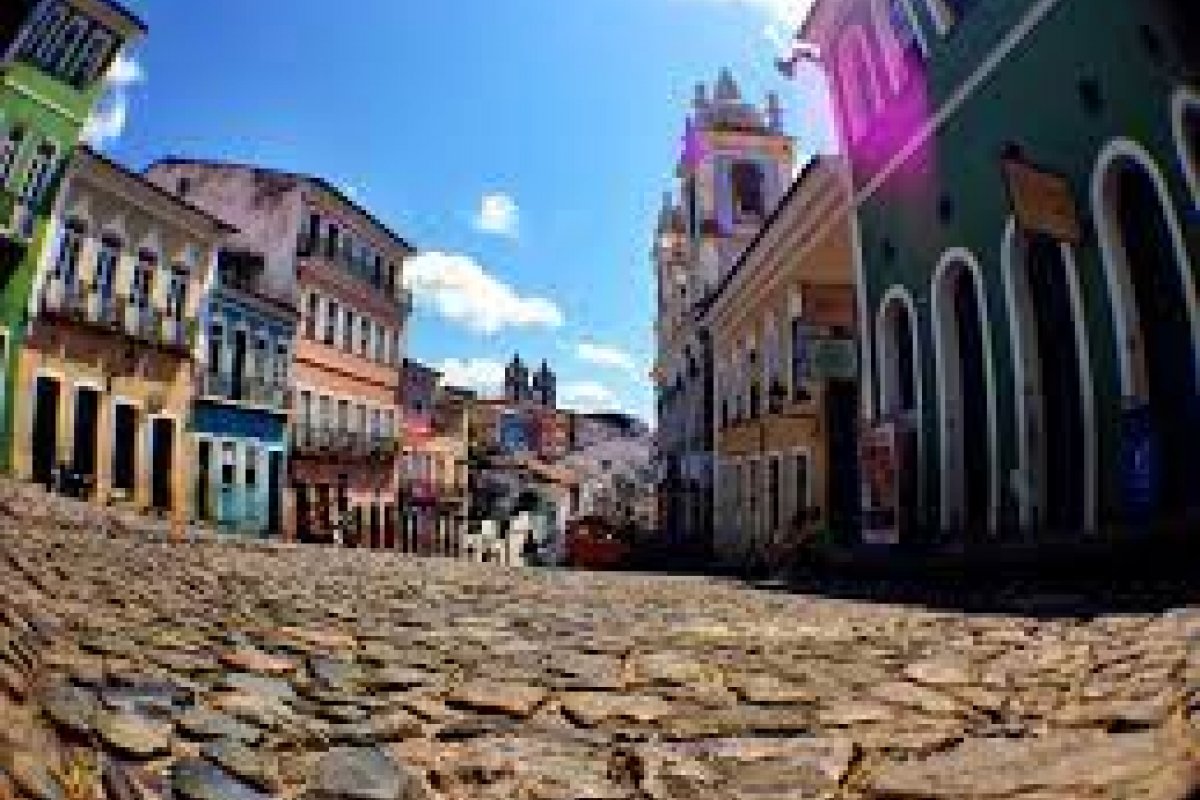 Largos do Pelourinho voltam a receber apresentações artísticas neste fim de semana