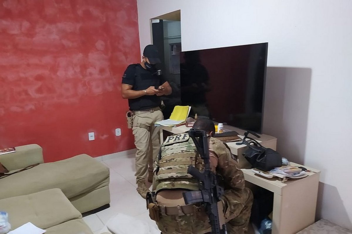 Operação da PF afasta servidores de Porto Seguro por esquema de propina para licenças ambientais