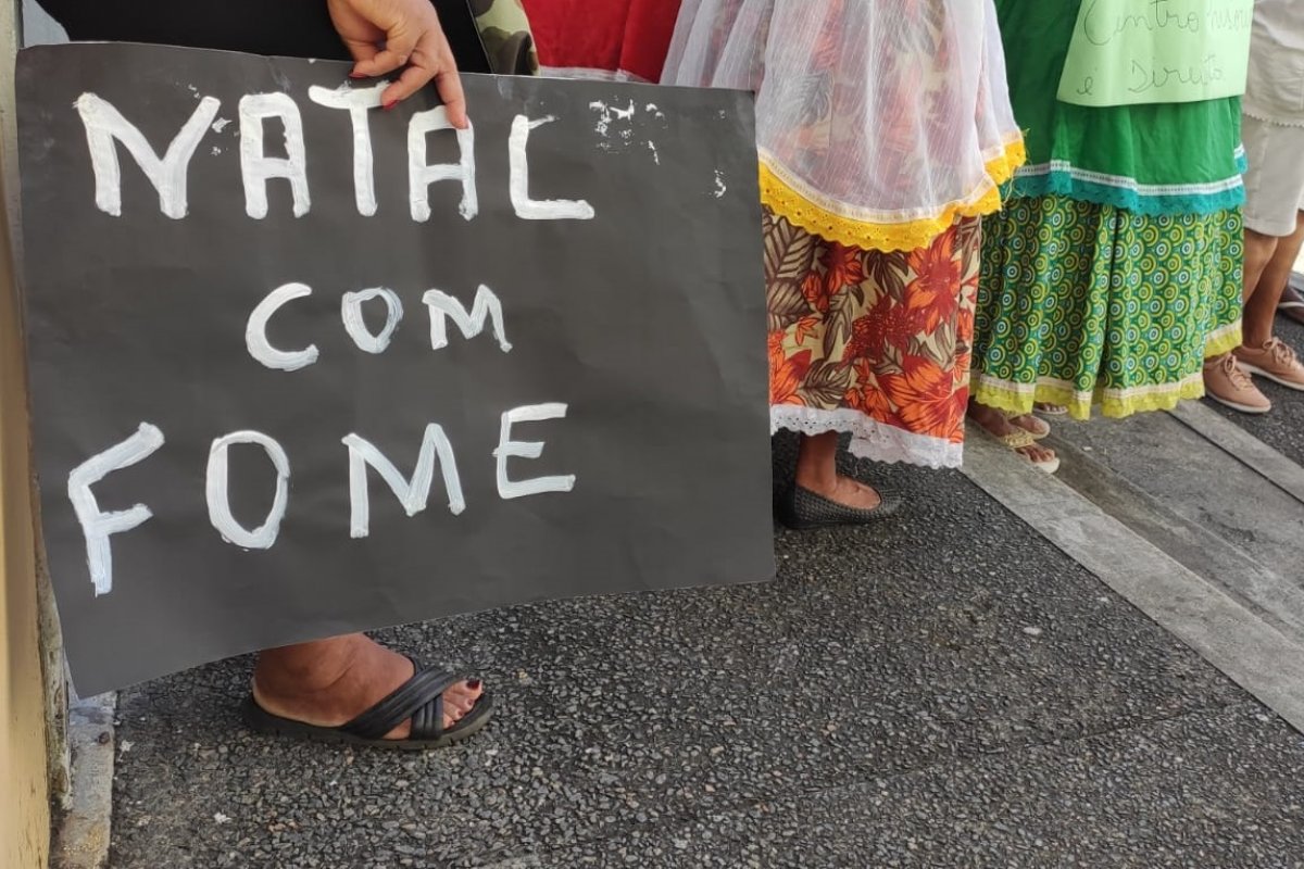 Vídeo: 'estamos passando fome', diz representante dos barraqueiros do Pelourinho