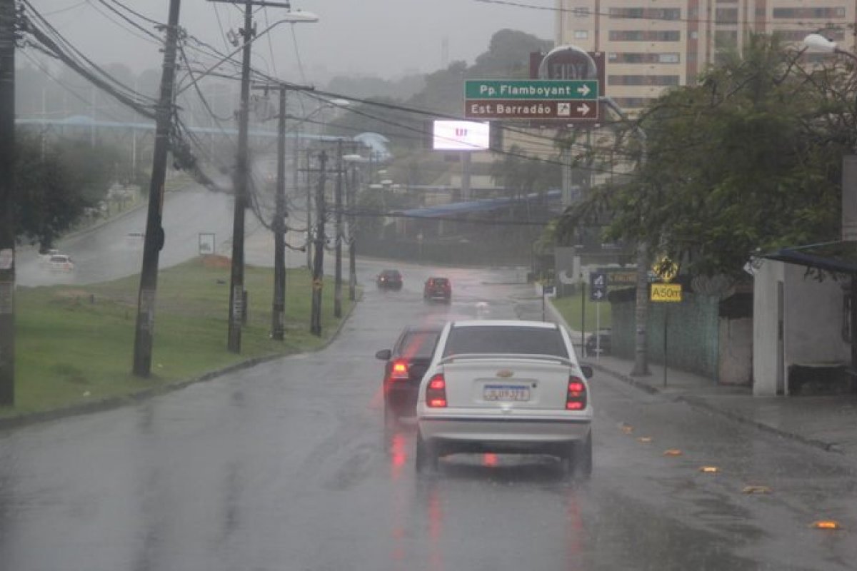 Mau tempo em Salvador: Codesal registrou 23 ocorrências até as 10h deste domingo (5)