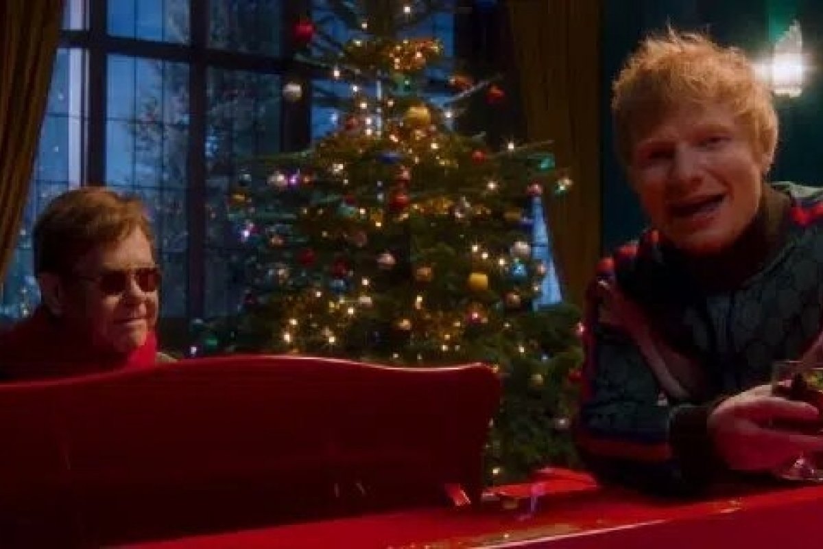 Elton John e Ed Sheeran lançam música de Natal