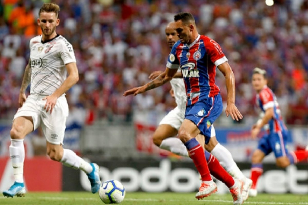 Bahia frustra torcida, perde para o Athletico e deixa o G-6