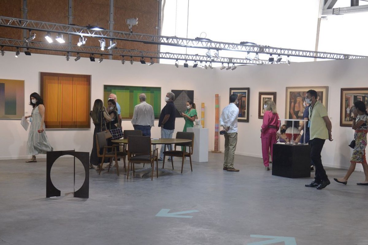 Setor cultural empregava, em 2020, 5,6% da população ocupada do país